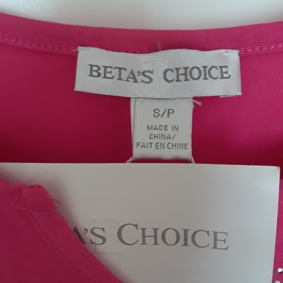2/26.00 Beta's Choice T-Shirt Fushia - Picture 2 of 2
